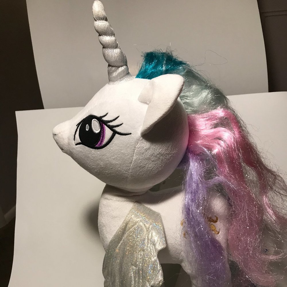 COPY - BUILD A BEAR My Little Pony Princess White Celestia - Picture 5 of 7